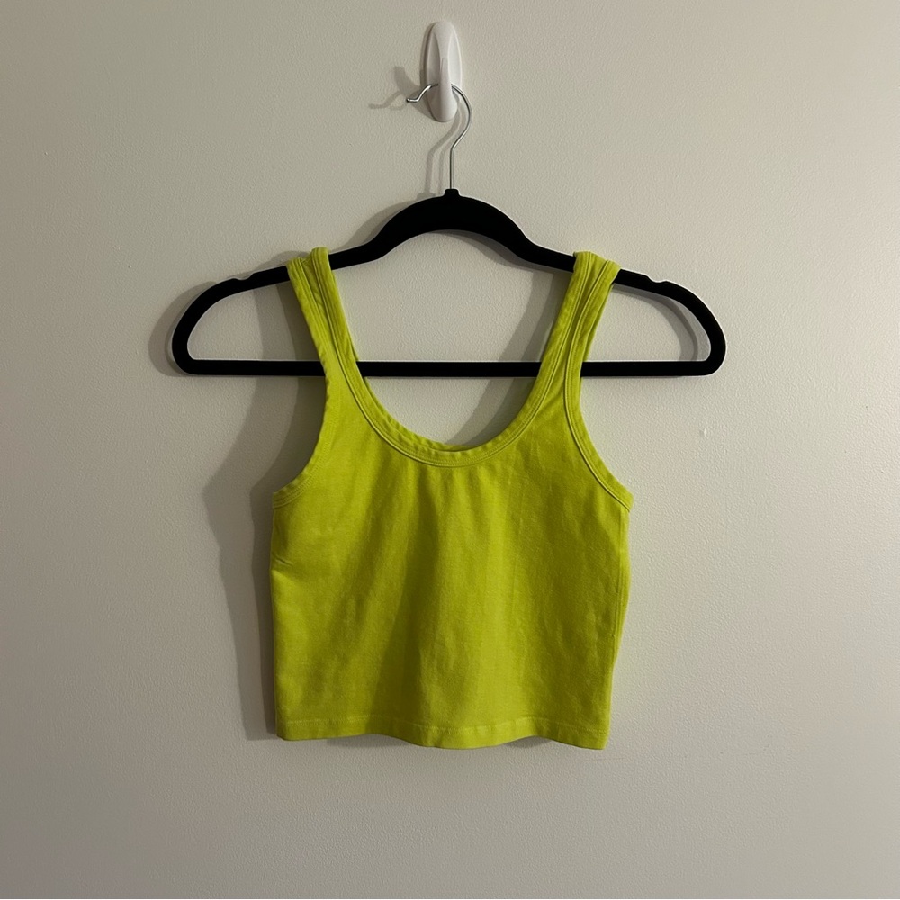 Jungmaven sporty tank in limelight